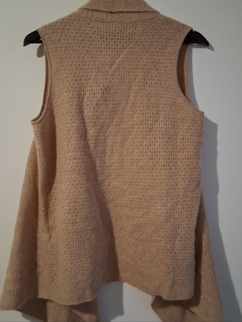 NWOT New Lord & Taylor Camel 2ply Cashmere Vest Wrap Small But Fits Up To Large - Picture 2 of 8